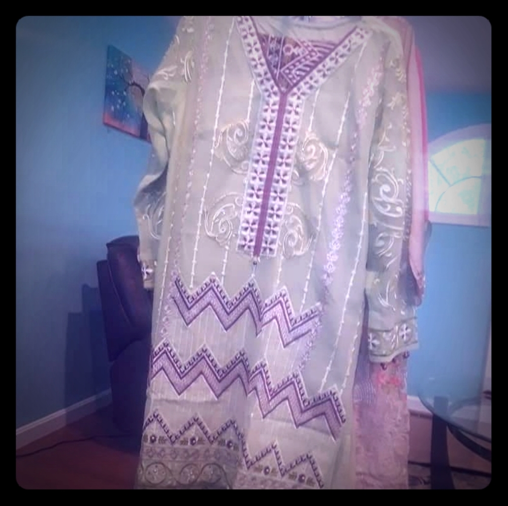 Pakistani ladies clothes